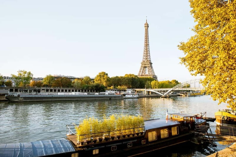 Paris: Gourmet 3-Course Dinner Cruise with French Wine - Booking details worth keeping in mind