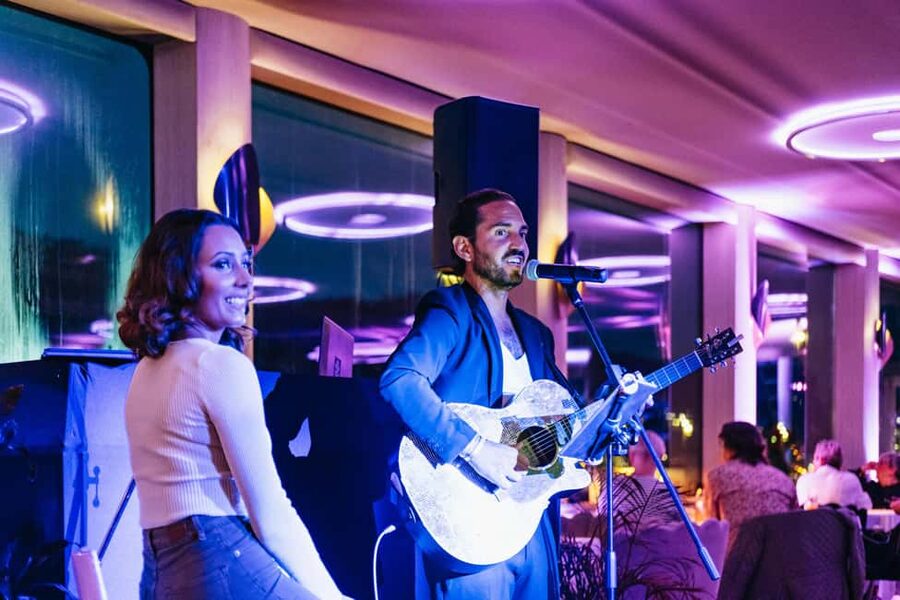 Paris: Gourmet Dinner Cruise on Seine River with Live Music - Six things to know before you book