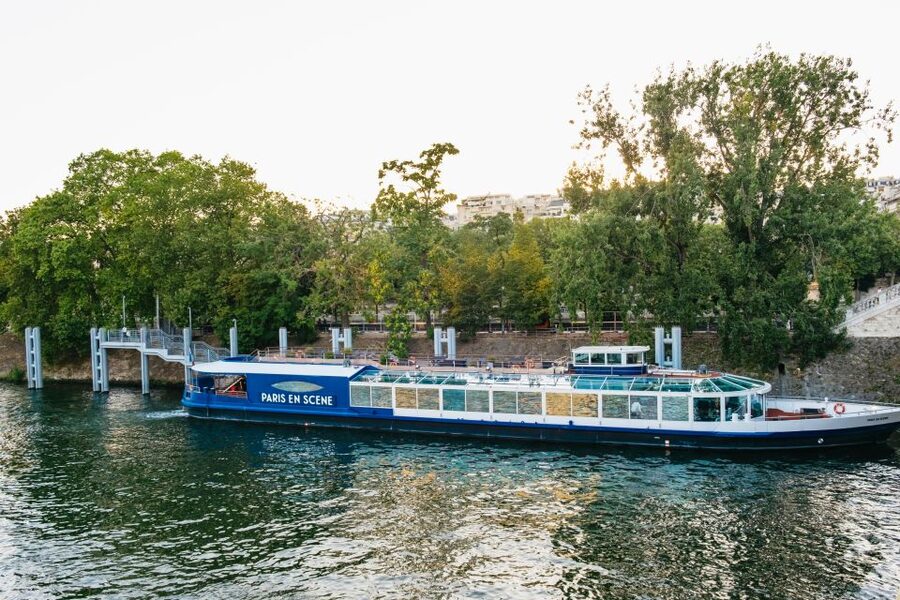 Paris: Seine River Panoramic Views Dinner Cruise - Should you book the Paris en Scène cruise?