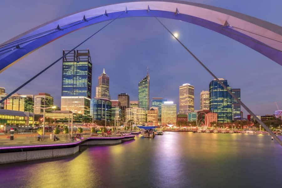 Perth: Swan River Dinner Cruise - Who will enjoy this evening most?