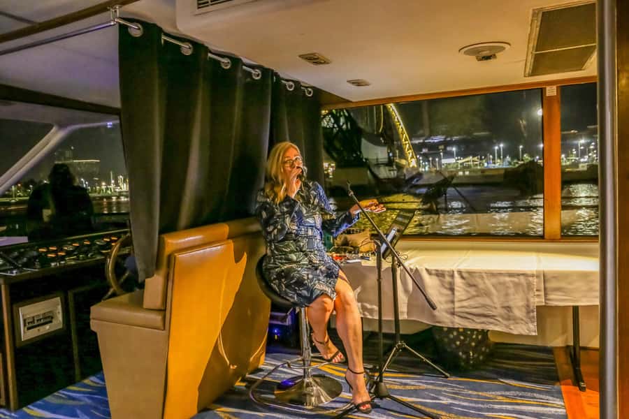Perth: Swan River Dinner Cruise - Booking details that affect your plans