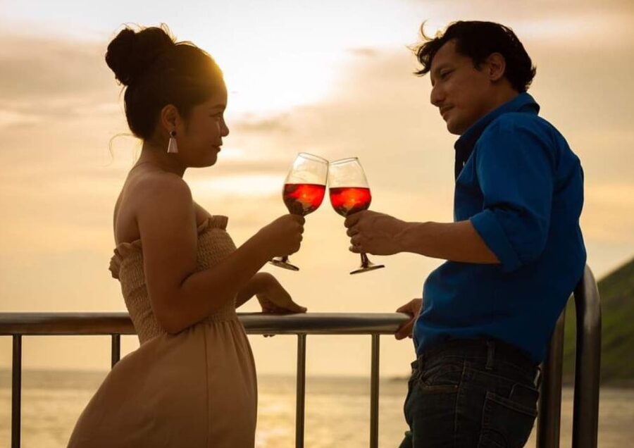Phuket: Melody Sunset Dinner Cruise - Sunset with music, snacks, and a drink