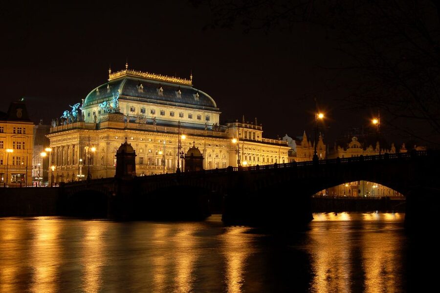 Prague: City Tour and Dinner Cruise with Hotel Pickup - Boarding the Vltava dinner boat