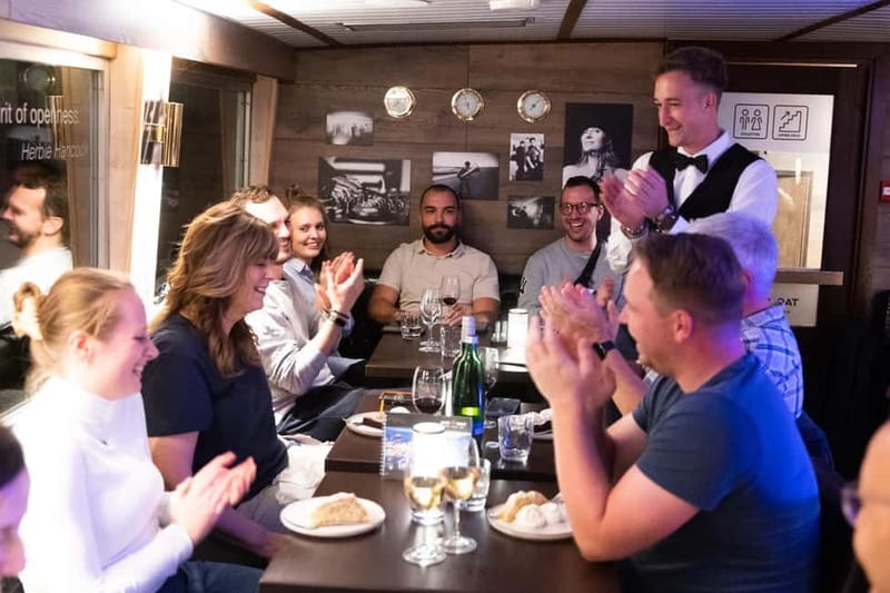 Prague: Jazz Boat Popular Live Jazz Dinner Cruise - Three jazz sets across 2.5 hours