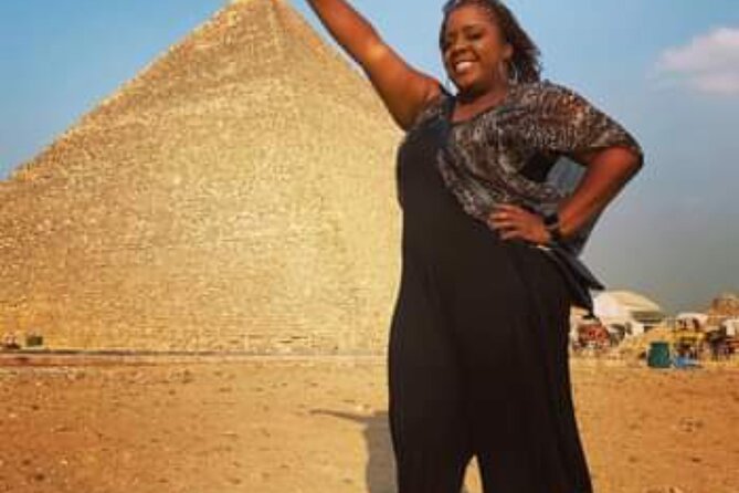Private Guided Day Tour: Giza Pyramids, Egyptian Museum and Nile Dinner Cruise - Dinner, Music, and City Views on the Nile