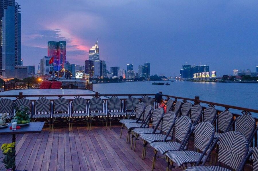 Private Jeep Tour Saigon by Night & Cruise Dinner with Music - Should you book the Saigon Jeep and dinner cruise?
