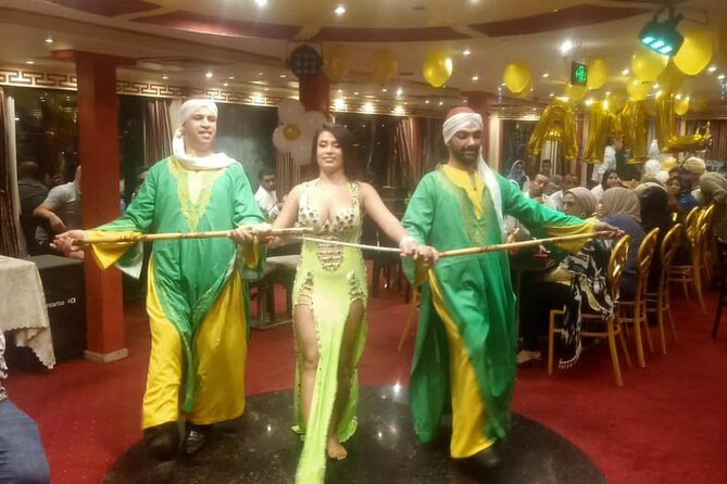 Private Nile Cruise with Dinner and Folk Show from Cairo - Music, belly dancing, and the Tanura show