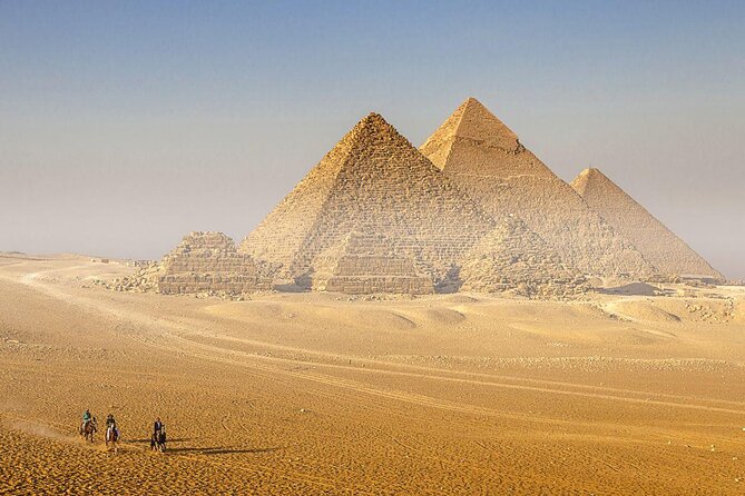 Private Tour Giza Pyramids , Sphinx & Dinner Nile cruise Show - Key things to know before booking