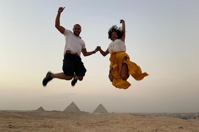 Private Tour Giza Pyramids , Sphinx & Dinner Nile cruise Show - The three pyramids and what you actually see
