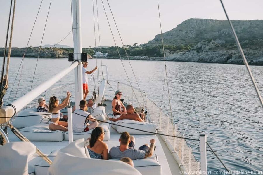 Rhodes: Sunset Cruise with Open Bar, Dinner, & Live Music - Who should book the Romantika sunset cruise?