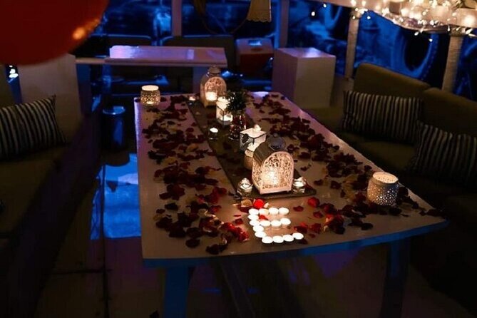 Romantic Dinner Cruise in Cairo Nile for Couples (Luxury) - Dinner, Dessert, Tea, and Water