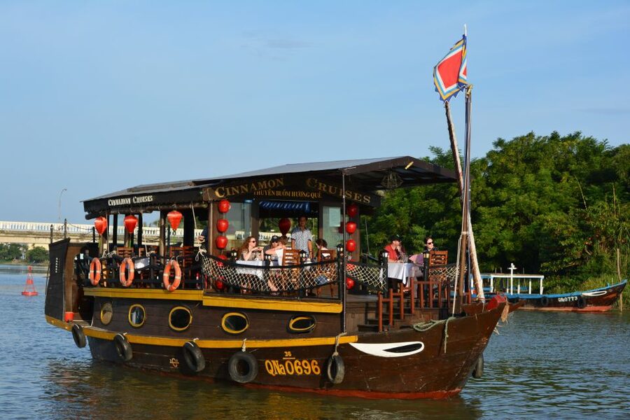 Romantic Sunset Dinner Cruise in Hoi An - Key points before you book