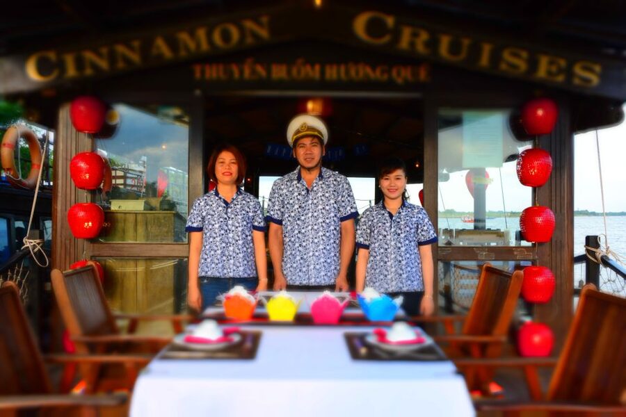 Romantic Sunset Dinner Cruise in Hoi An - Should you book the Romantic Sunset Dinner Cruise?