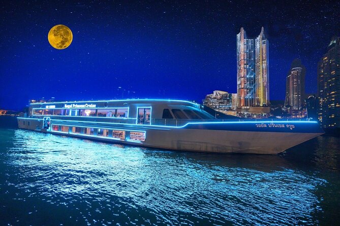 Royal Princess Dinner Cruise: Bangkok Chao Phraya River - Why a Chao Phraya dinner cruise works in Bangkok