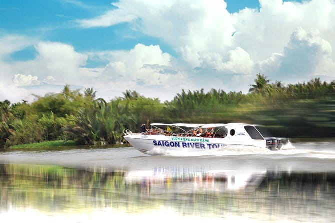 Sai Gon City Tour and Dinner On Cruise Half Day - Who should book this evening?