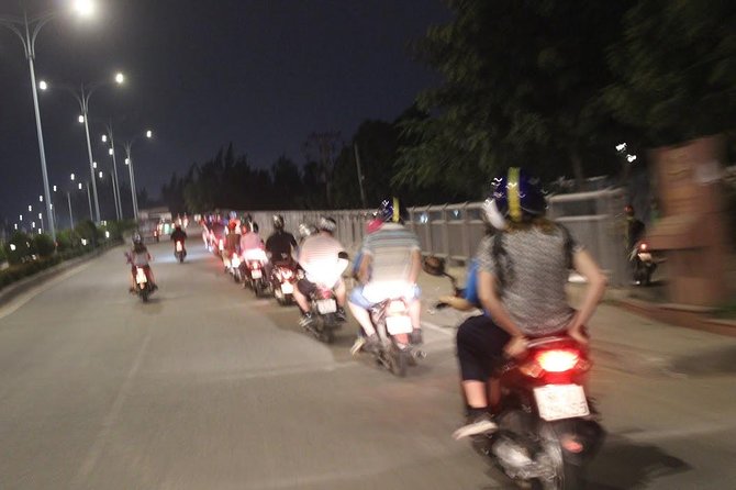 Saigon Dinner Cruise with Live Music Ho Chi Minh– Group Tour - Key points to know before booking