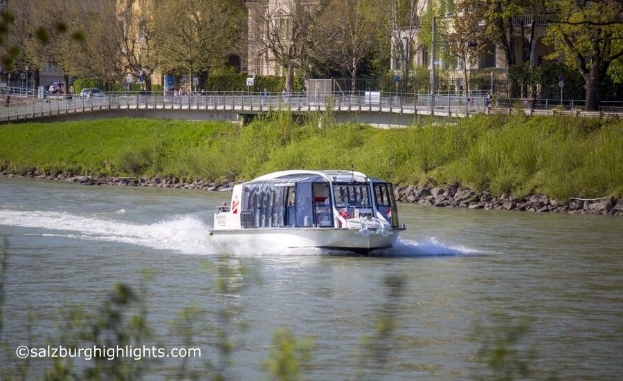 Salzburg: River Cruise, Dinner & Fortress Concert - Mozart in the fortress concert hall