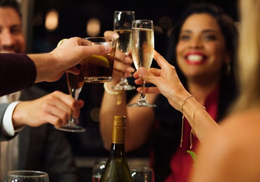 San Diego: New Year's Eve Early Buffet Dinner Cruise - Music, service, and the mood onboard