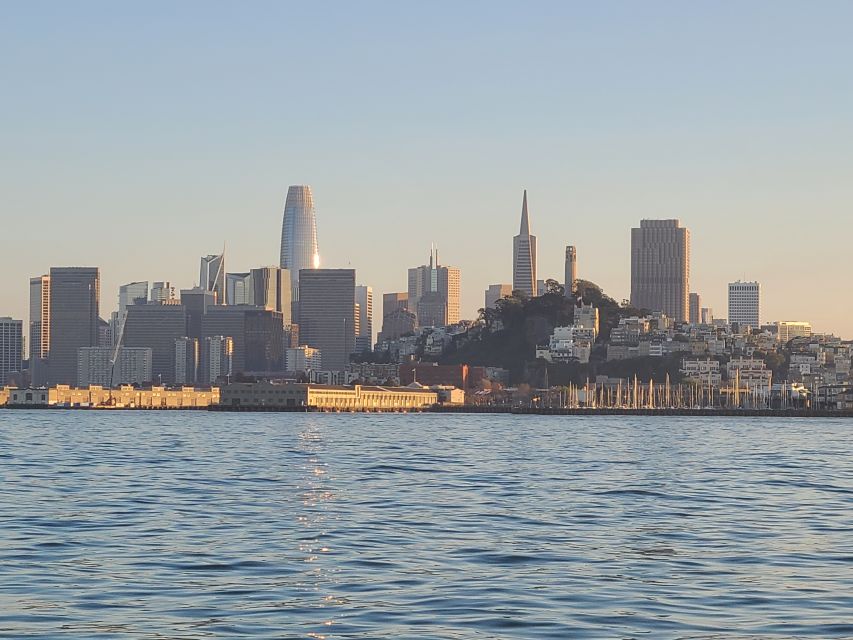 San Francisco: City Cruises Buffet Lunch or Dinner Cruise - What arrives at the buffet table