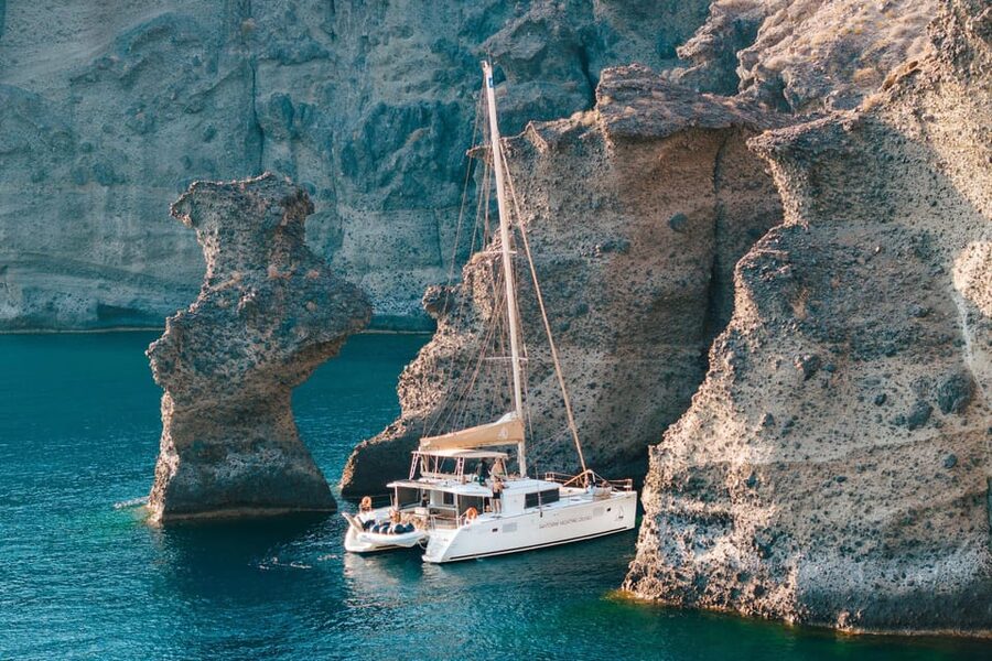Santorini: Luxury Sunset Cruise with Dinner, BBQ, and Drinks - The caldera and Palea Kameni hot springs