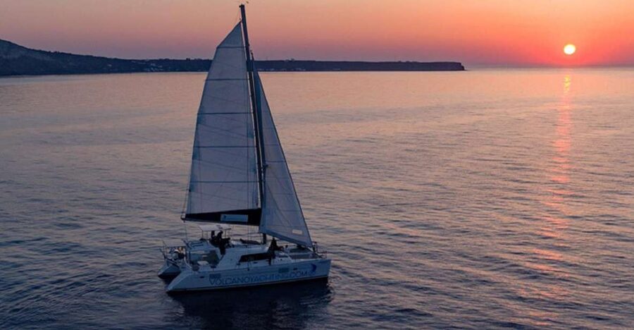 Santorini: Private Sunset Cruise with Dinner and Drinks - Finishing at lunar-looking Vlychada Beach