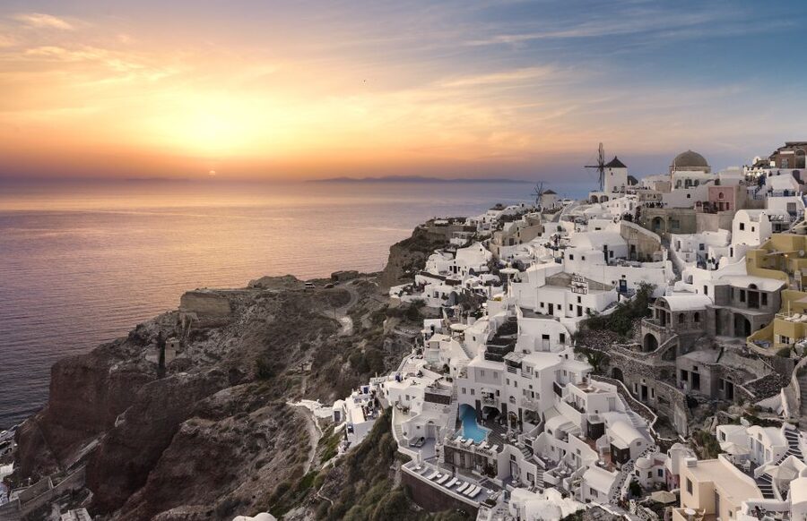 Santorini: Romantic Sunset Caldera Cruise with Dinner - Practical tips for a smoother evening