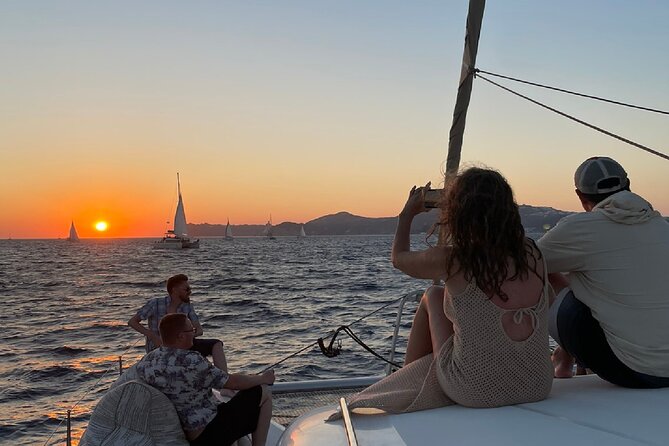 Santorini Sunset Sailing Cruise: Dinner, BBQ, Open Bar, Transfers - Key Points At A Glance