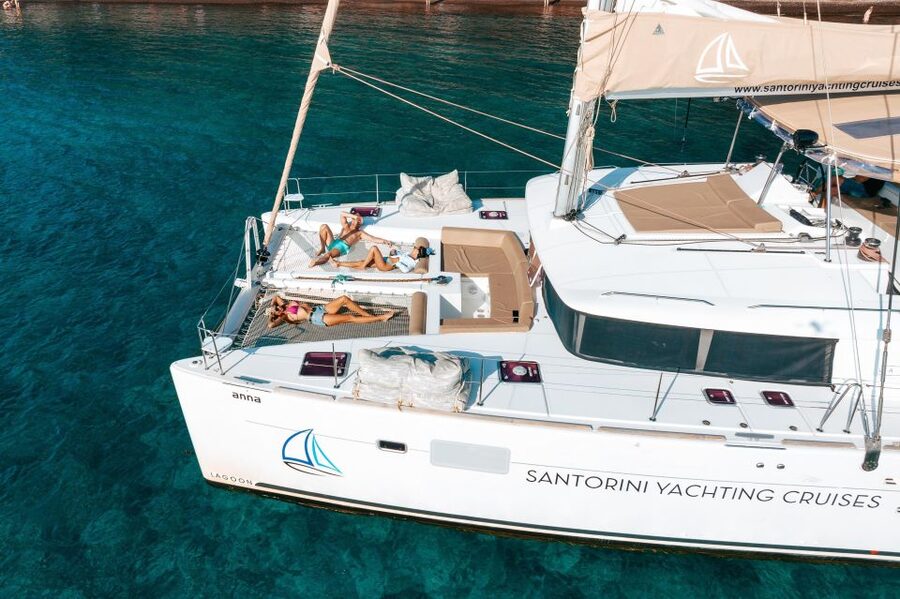 Santorini: Sunset Sailing Cruise, with Dinner and Drinks - Why this cruise works so well in Santorini