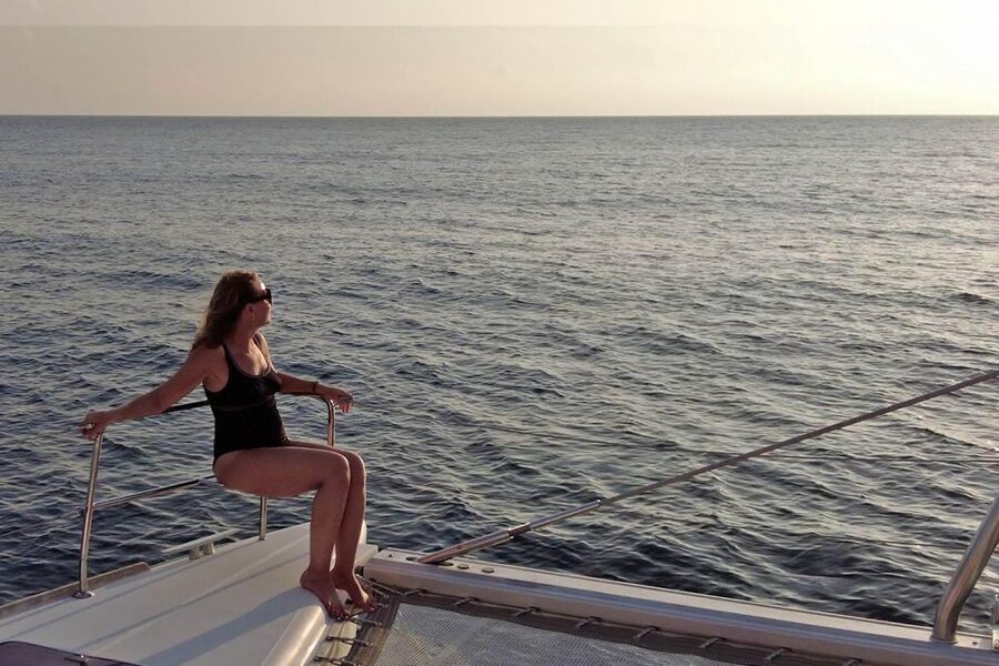 Santorini: Sunset Sailing Cruise, with Dinner and Drinks - The sunset is the main event