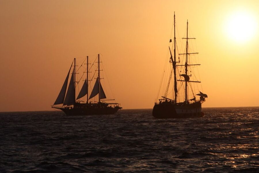 Santorini: Volcanic Sunset Cruise with Dinner - The September 21 Ifestia fireworks cruise