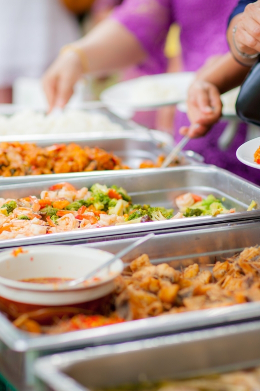 Savannah: Buffet Dinner Cruise with Live Entertainment - A 7:00 p.m. sailing with Savannah views