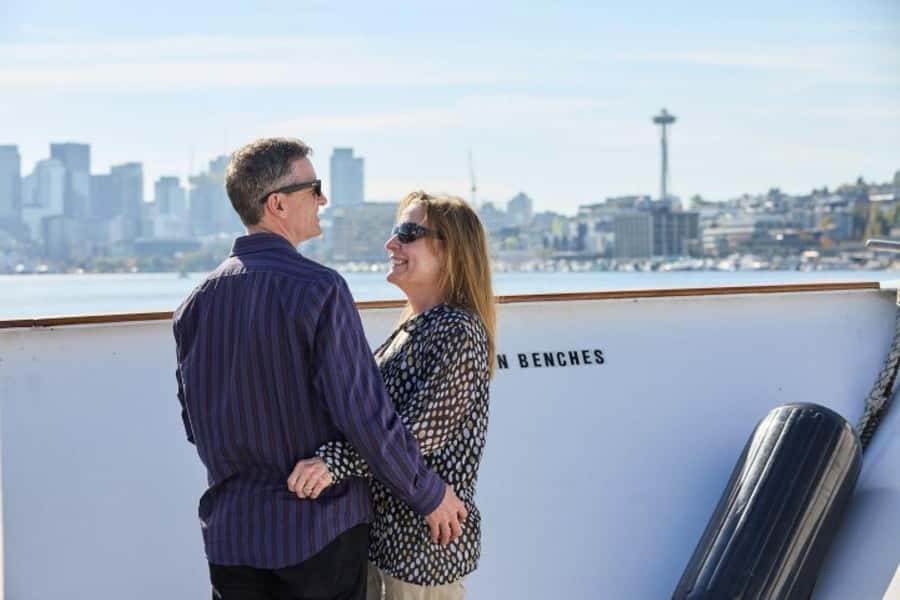 Seattle: Dinner Cruise Experience - What happens during the three-course dinner