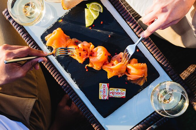 Seine River Dinner Cruise with Live Singer by VIP Yacht de Paris - Dinner, drinks, and the restaurant seating