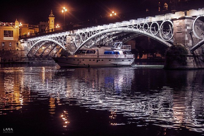 Seville: Guadalquivir River Cruise with Lunch or Dinner - Meeting-point advice and practical details