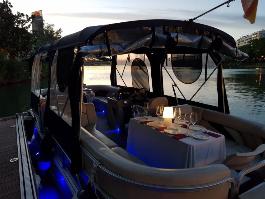 Seville: Private Boat Tour with Paella Lunch and Drinks - Key points to know before booking