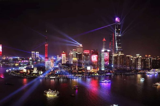 Shanghai Huangpu River Night Cruise with Buffet Dinner - Timing, group size, and practical comfort