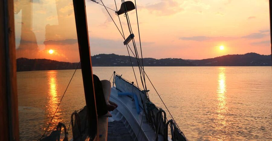 Skiathos: Boat Cruise with Dinner & Sunset Viewing - Who will enjoy this trip most
