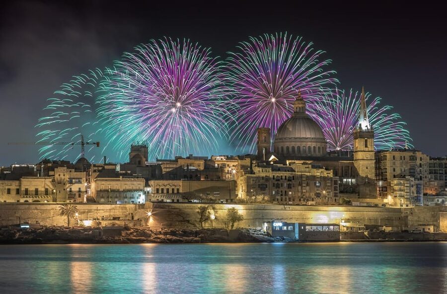 Sliema: Fireworks Festival Cruise with Dinner and Transfers - Why this Malta fireworks cruise is special