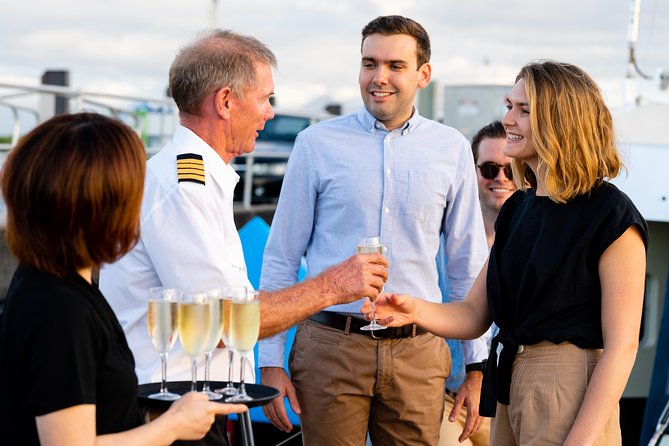Small-Group Afternoon Cairns City Tour with Harbour Dinner Cruise - A full afternoon that puts Cairns in context