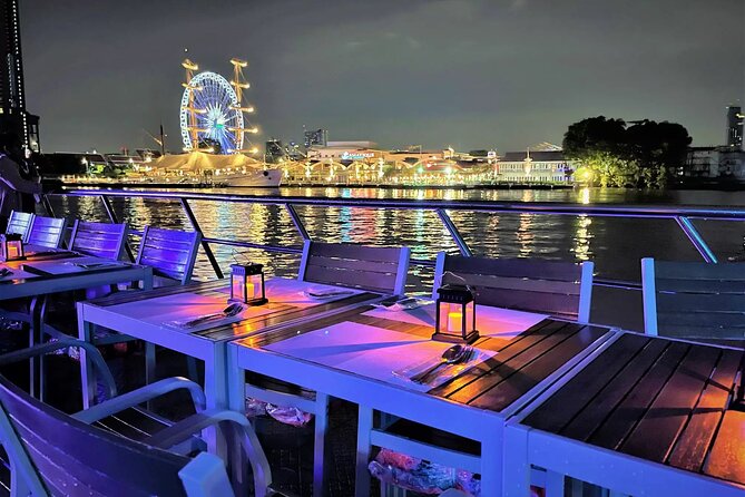 Smile Dinner Cruise Experience: Dining & Live Entertainment - What two hours feels like on the river