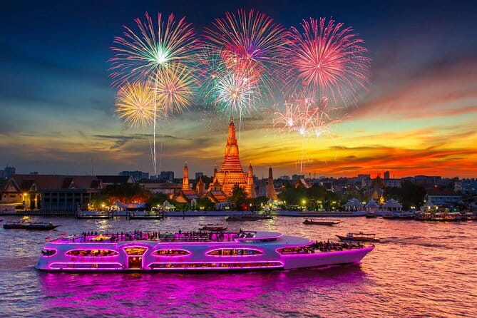 Smile Riverside Cruise Luxury Buffet Dinner from Bangkok - Who Will Enjoy This Cruise Most?