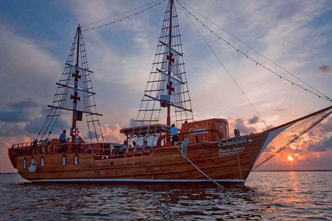 Spanish Galleon - Romantic Lobster Dinner Cruise & Live Saxophone - Sunset views and the changing mood on the water
