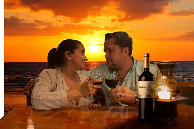 Spanish Galleon - Romantic Lobster Dinner Cruise & Live Saxophone - Live saxophone instead of a loud party atmosphere