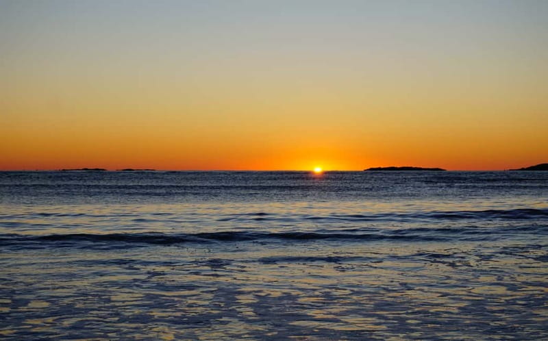 Sunny Beach: Sunset Catamaran Cruise with Dinner & Prosecco - The included bar and what you can drink