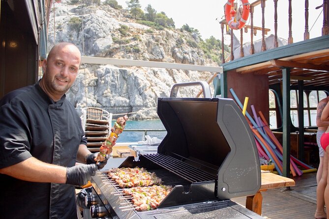 Sunset Cruise with Greek BBQ & Unlimited Aperol Spritz, Beer Wine - Key details before you book