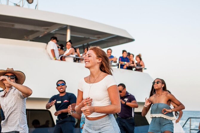 Sunset Dinner Cruise in Los Cabos - Is $129 per person a fair price?