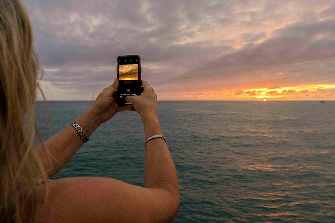 Sunset Mexican Dinner Cruise and Live Music in Cabo San Lucas - Open bar details and the drink question
