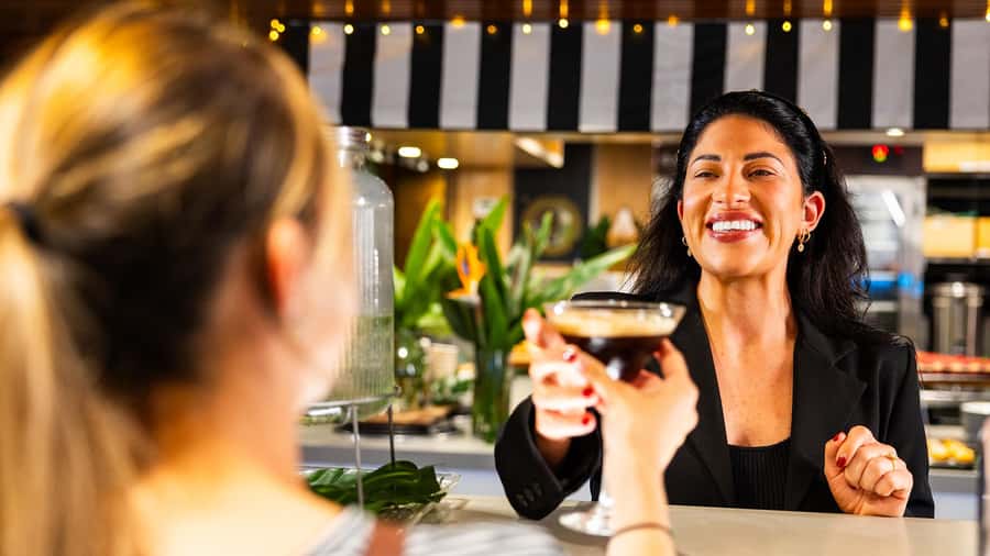 Surfers Paradise: Buffet Dinner Sightseeing Cruise - A buffet with genuine choice