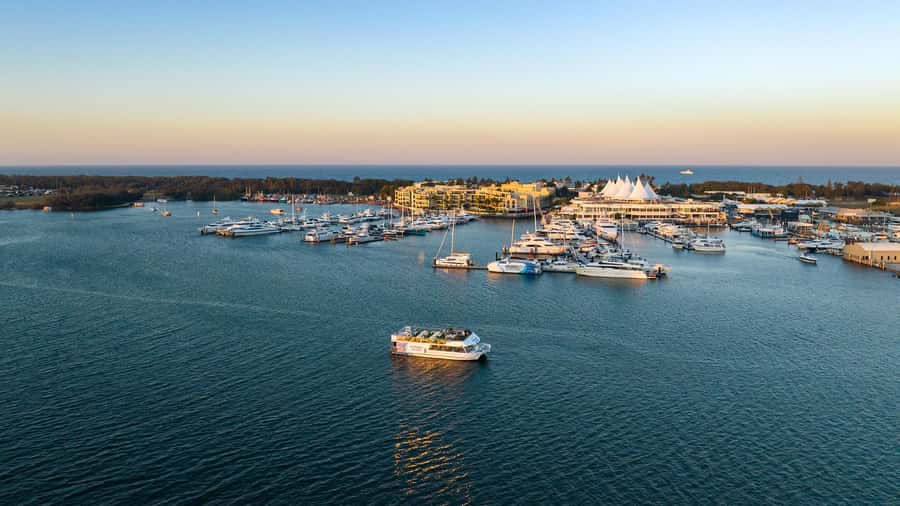 Surfers Paradise: Buffet Dinner Sightseeing Cruise - Is $91 good value?