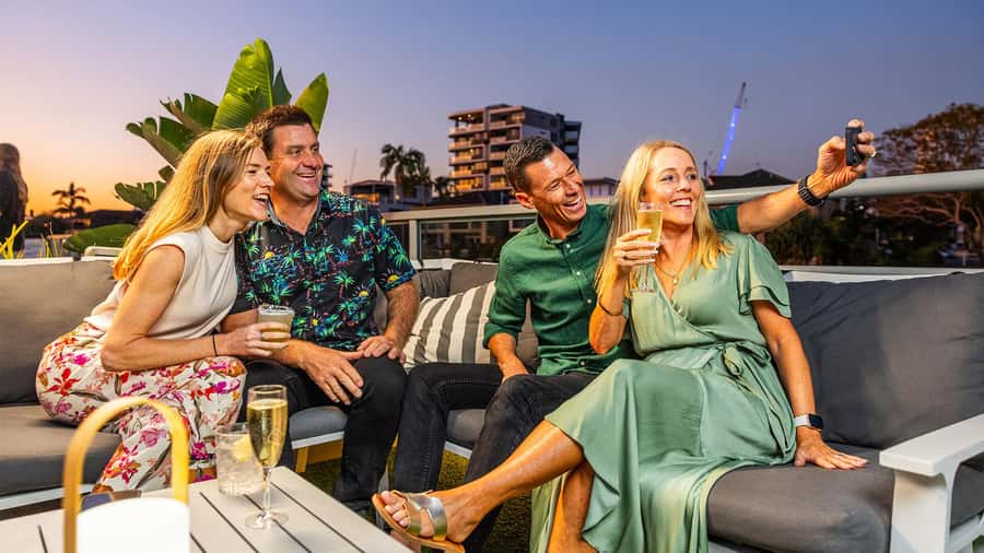 Surfers Paradise: Buffet Dinner Sightseeing Cruise - Who will enjoy this cruise most?